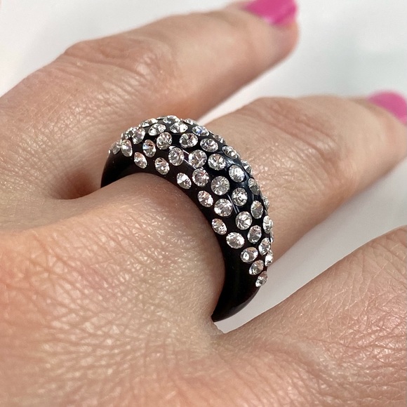 Acrylic Crystal Ring Embellished With Genuine“Crystal Stone Elements”New! - Picture 4 of 12